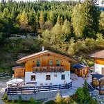 Lisa Chalet