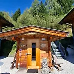 Lisa Chalet