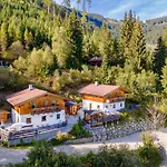 Lisa Chalet